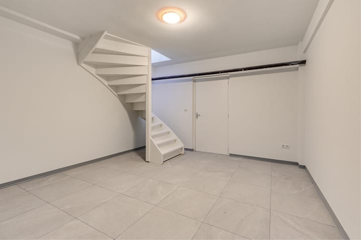 Foto 25 van Detmoldstraat 3