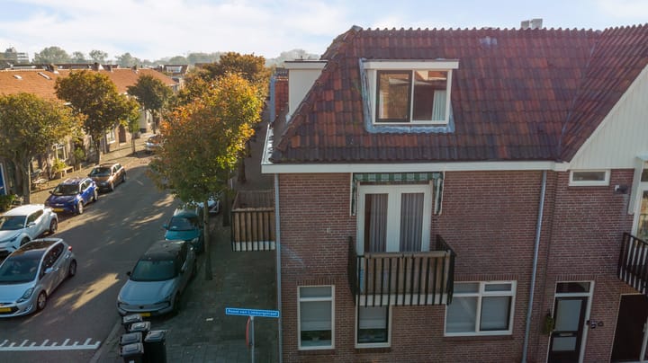 Foto 30 van Roest van Limburgstraat 20-A
