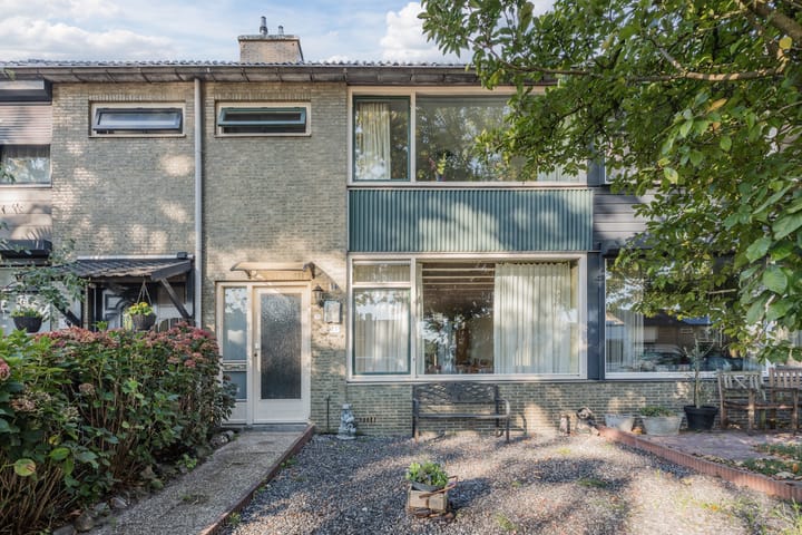 Photo 40 of Estersveldlaan 71