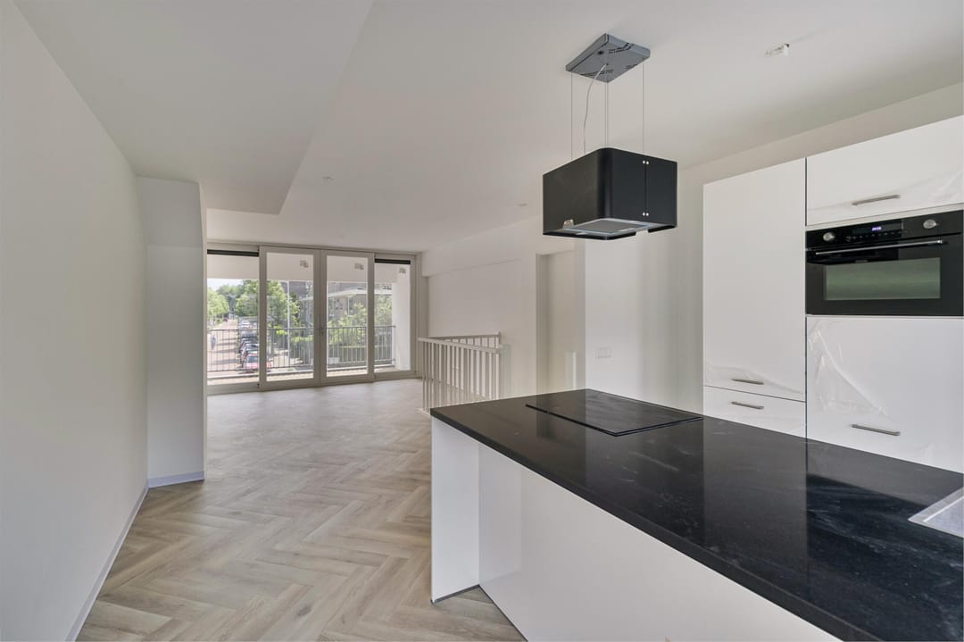 Photo 7 of Detmoldstraat 1