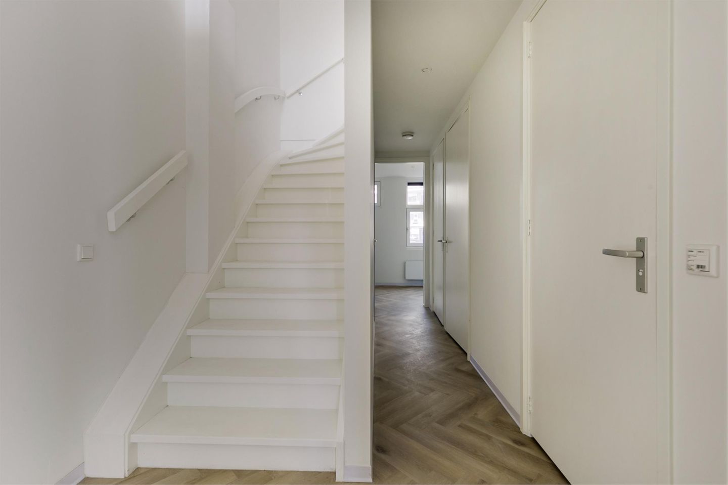 Photo 20 of Detmoldstraat 1