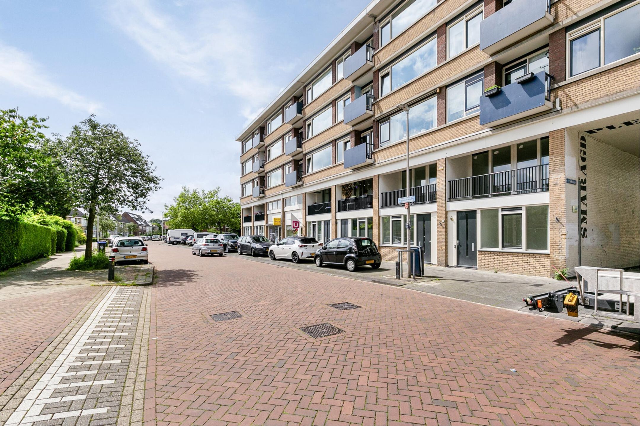 Photo 24 of Detmoldstraat 1