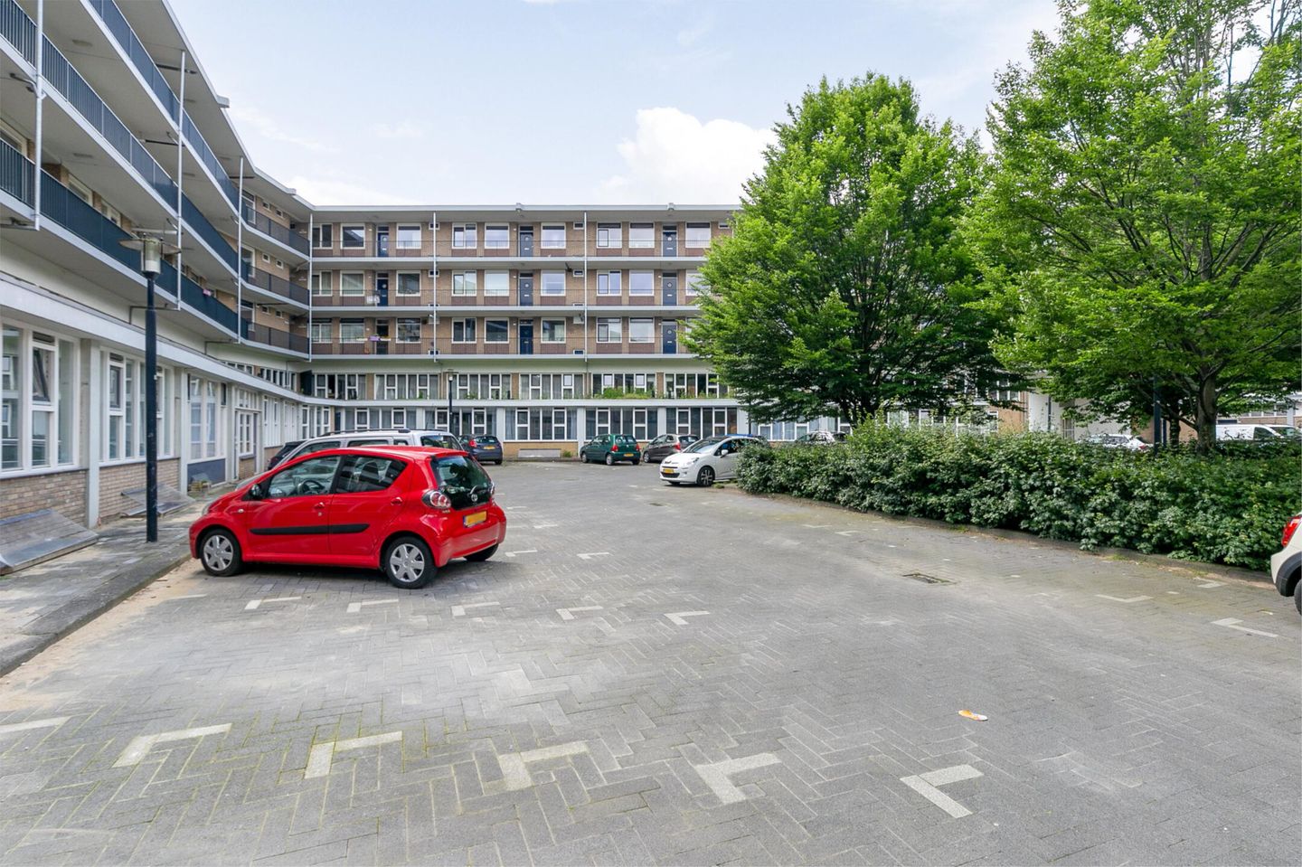 Photo 29 of Detmoldstraat 1