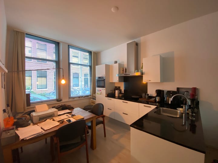 Photo 2 of Mgr. van de Weteringstraat 66