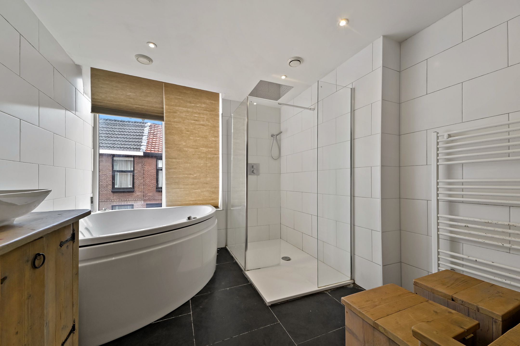 Photo 27 of Heer Daniëlstraat 110