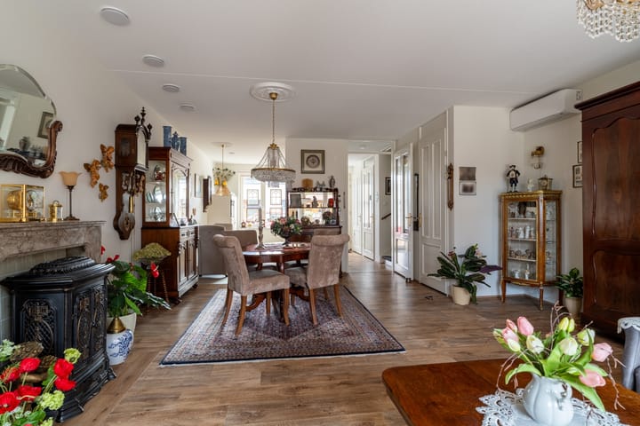 Photo 19 of Paardebloem 12