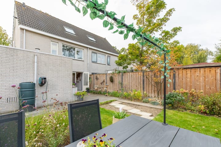 Photo 3 of Rosenburglaan 46