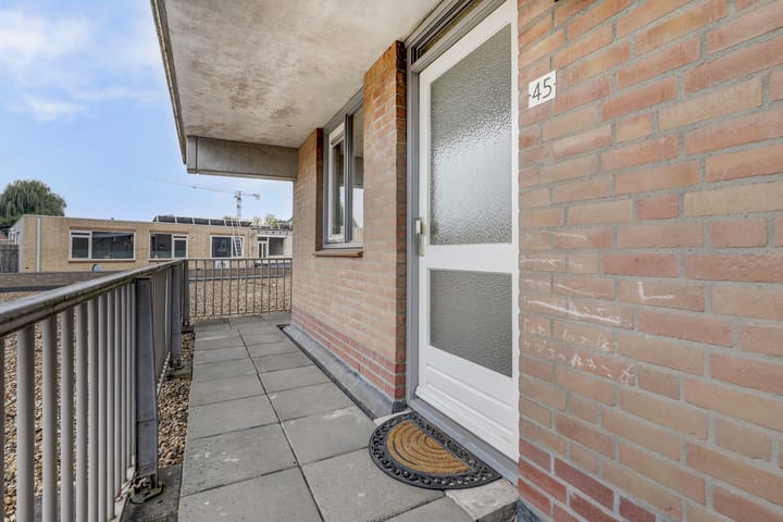 Photo 9 of Raadhuisstraat 45