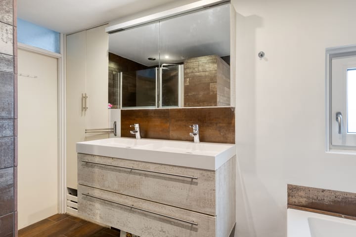 Foto 20 van Nederhoven 15