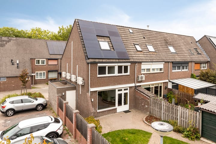 Foto 28 van Nederhoven 15