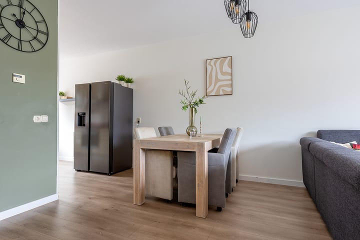 Photo 9 of Gele Ring 237