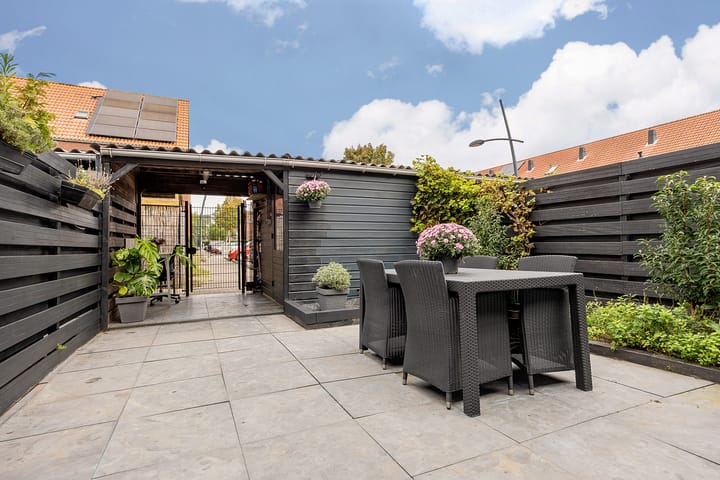 Photo 12 of Gele Ring 237