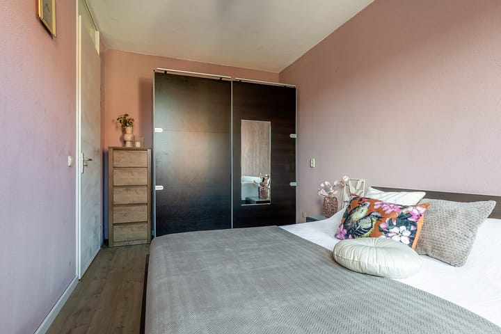 Photo 19 of Gele Ring 237