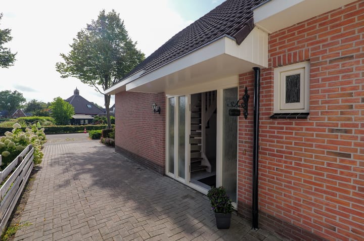 Photo 6 of Alberdaweg 37