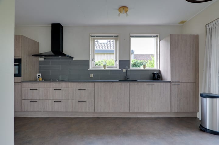 Photo 13 of Alberdaweg 37