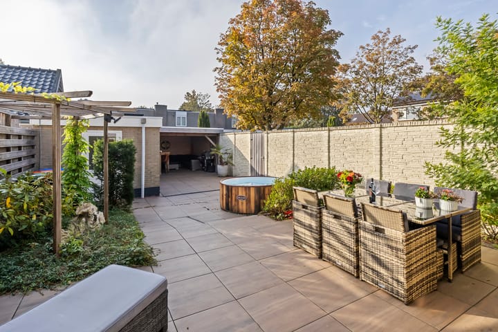 Foto 11 van Wieling 41