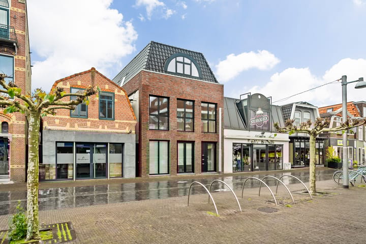 Photo 3 of Dracht 136-B