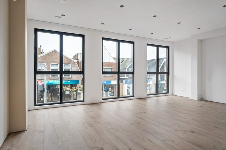 Photo 4 of Dracht 136-B