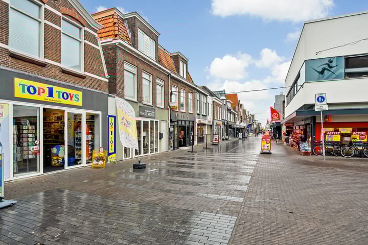 Photo 36 of Dracht 136-B