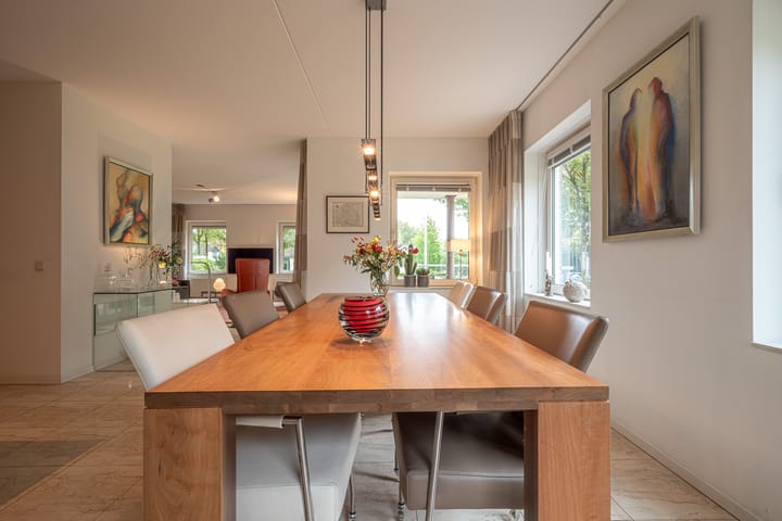 Photo 27 of Zuides 8