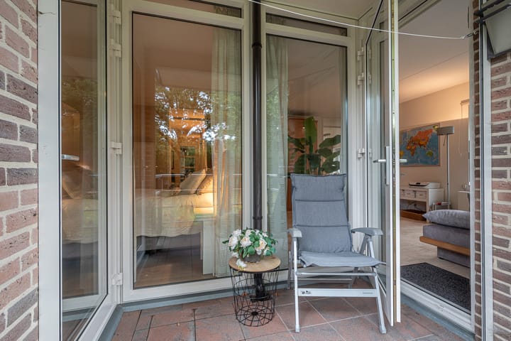 Photo 35 of Zuides 8