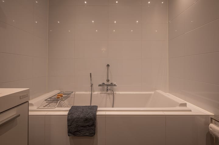 Photo 40 of Zuides 8