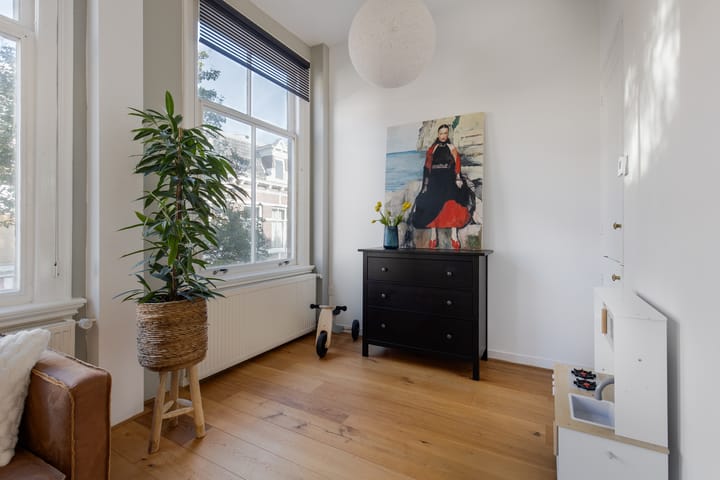 Photo 6 of Johan van Vlietstraat 81-RD