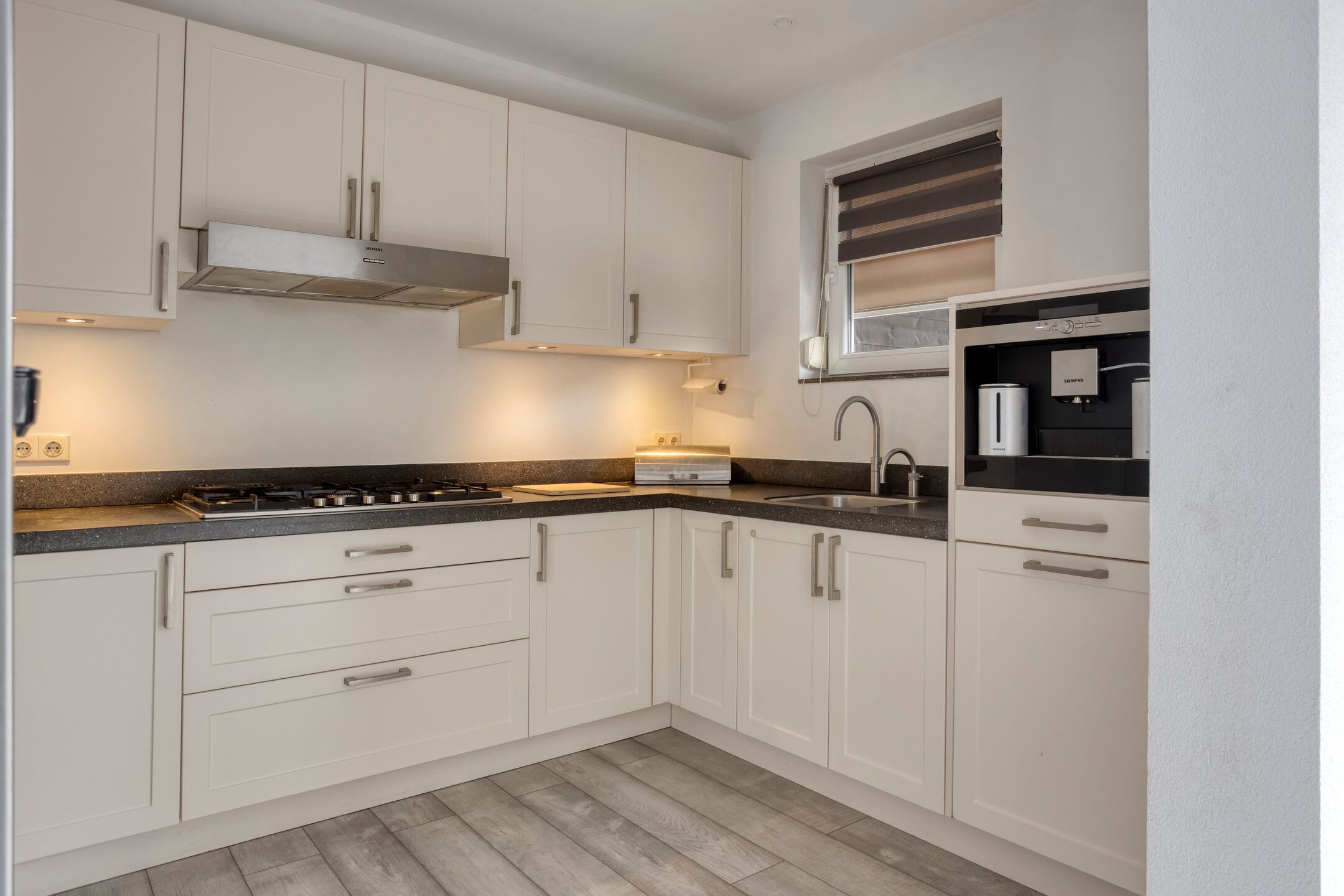 Foto 3 van Hazelaarstraat 16