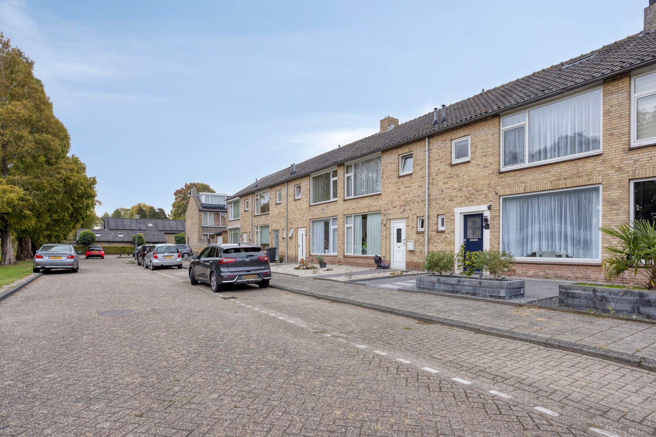 Foto 33 van Hazelaarstraat 16