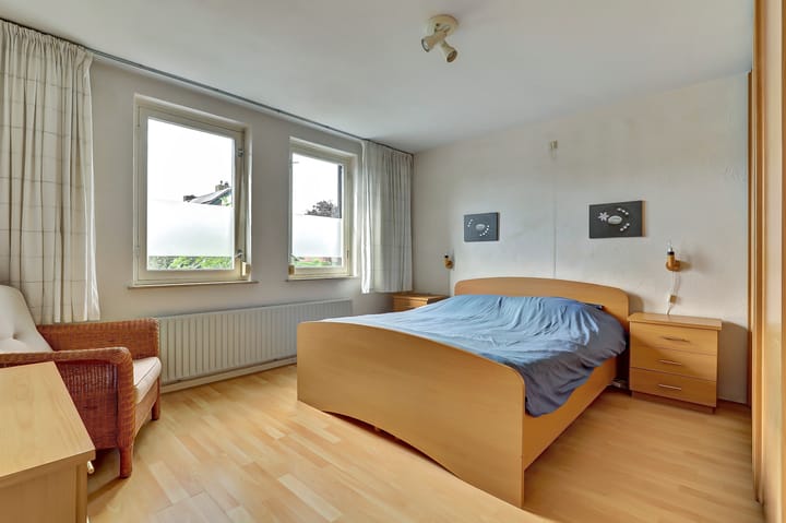 Photo 19 of Schout Smoldersstraat 4