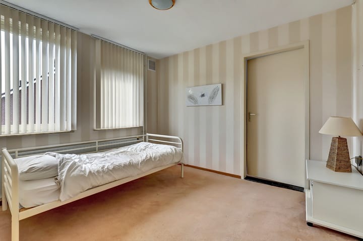 Photo 22 of Schout Smoldersstraat 4