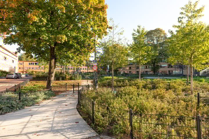 Foto 16 van Lijsterweg 27-C