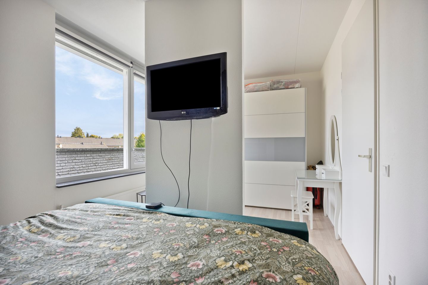 Foto 25 van Planken Wambuis 18