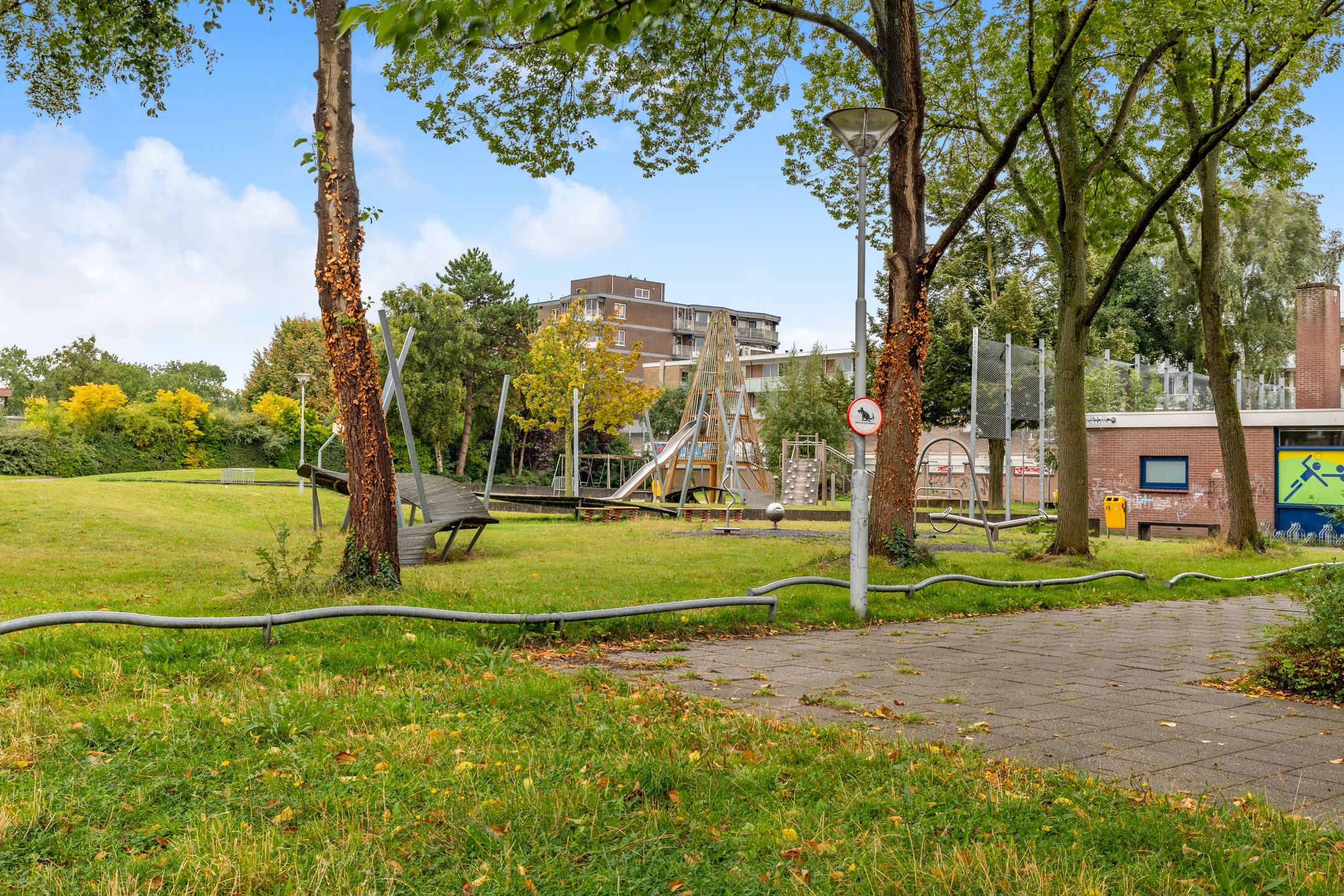 Foto 21 van Beneluxlaan 387