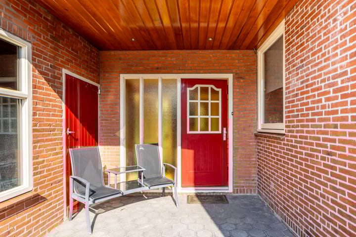 Photo 6 of Hoofdstraat 19