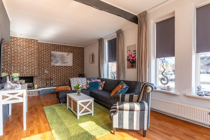 Photo 11 of Hoofdstraat 19