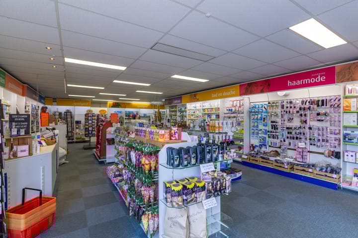 Photo 28 of Hoofdstraat 19