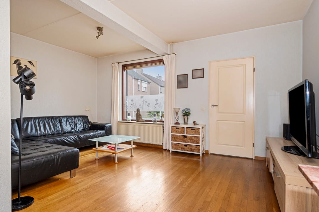 Foto 2 van Burg Kurversstraat 29