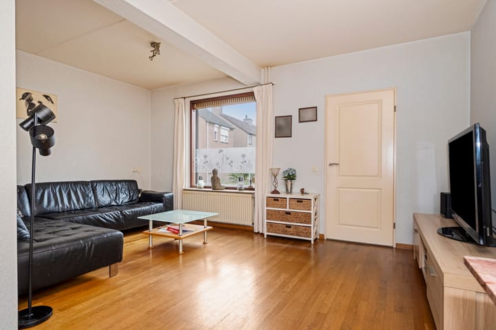 Foto 2 van Burg Kurversstraat 29