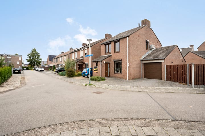 Foto 5 van Burg Kurversstraat 29