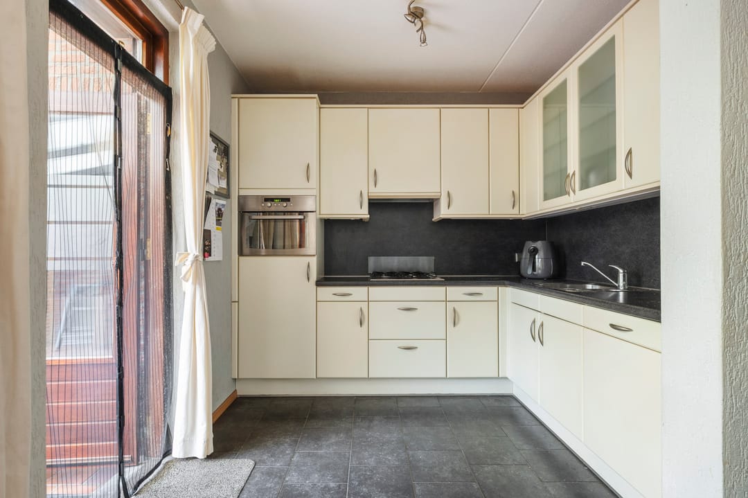 Foto 11 van Burg Kurversstraat 29