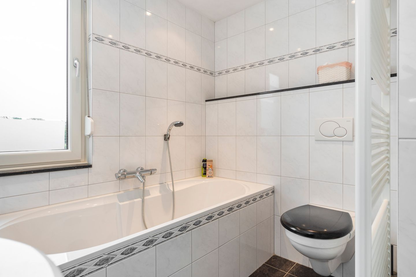 Foto 25 van Burg Kurversstraat 29