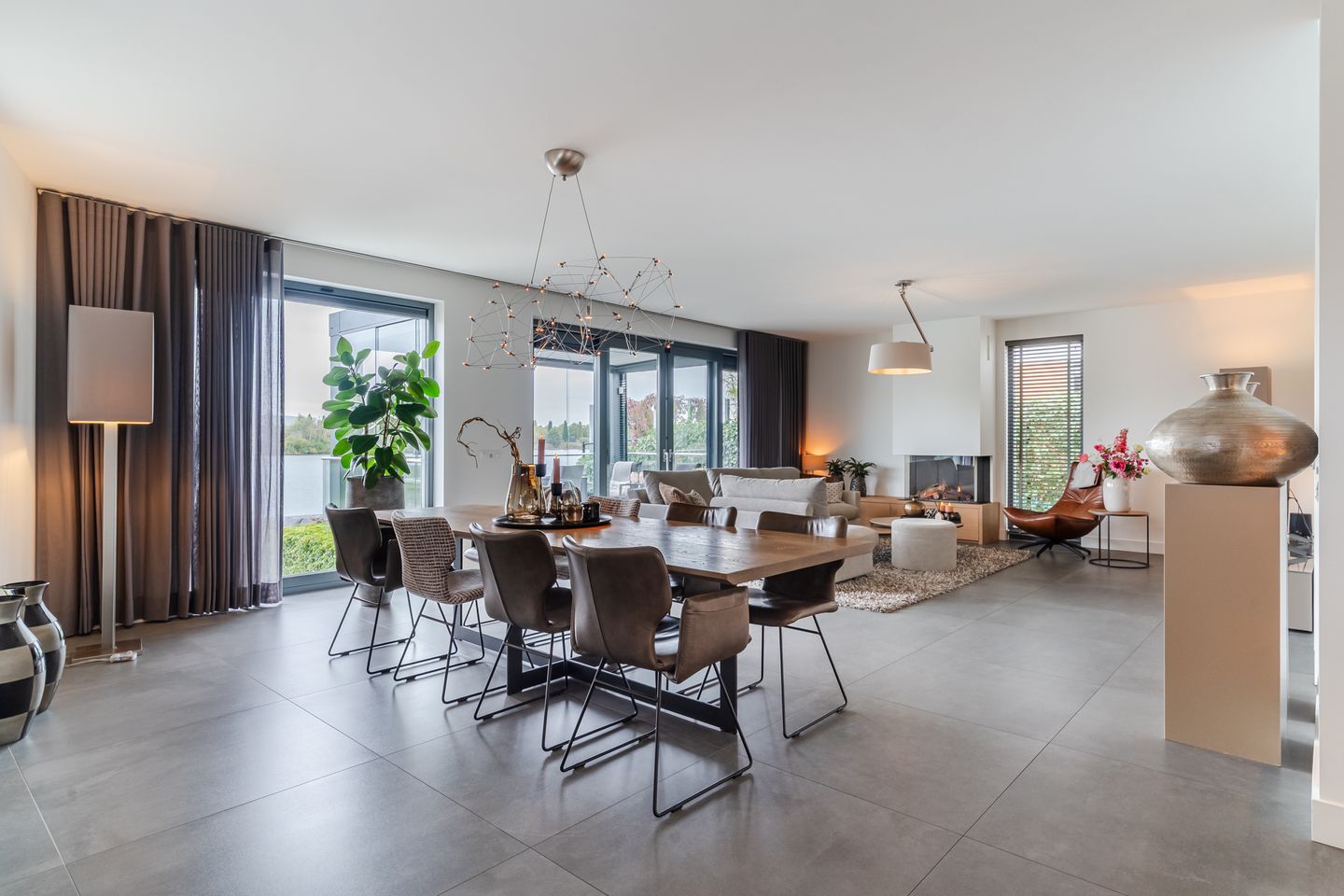 Photo 5 of Oeverzwaluw 13