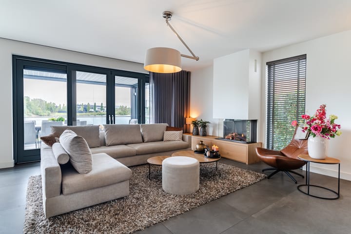 Photo 11 of Oeverzwaluw 13