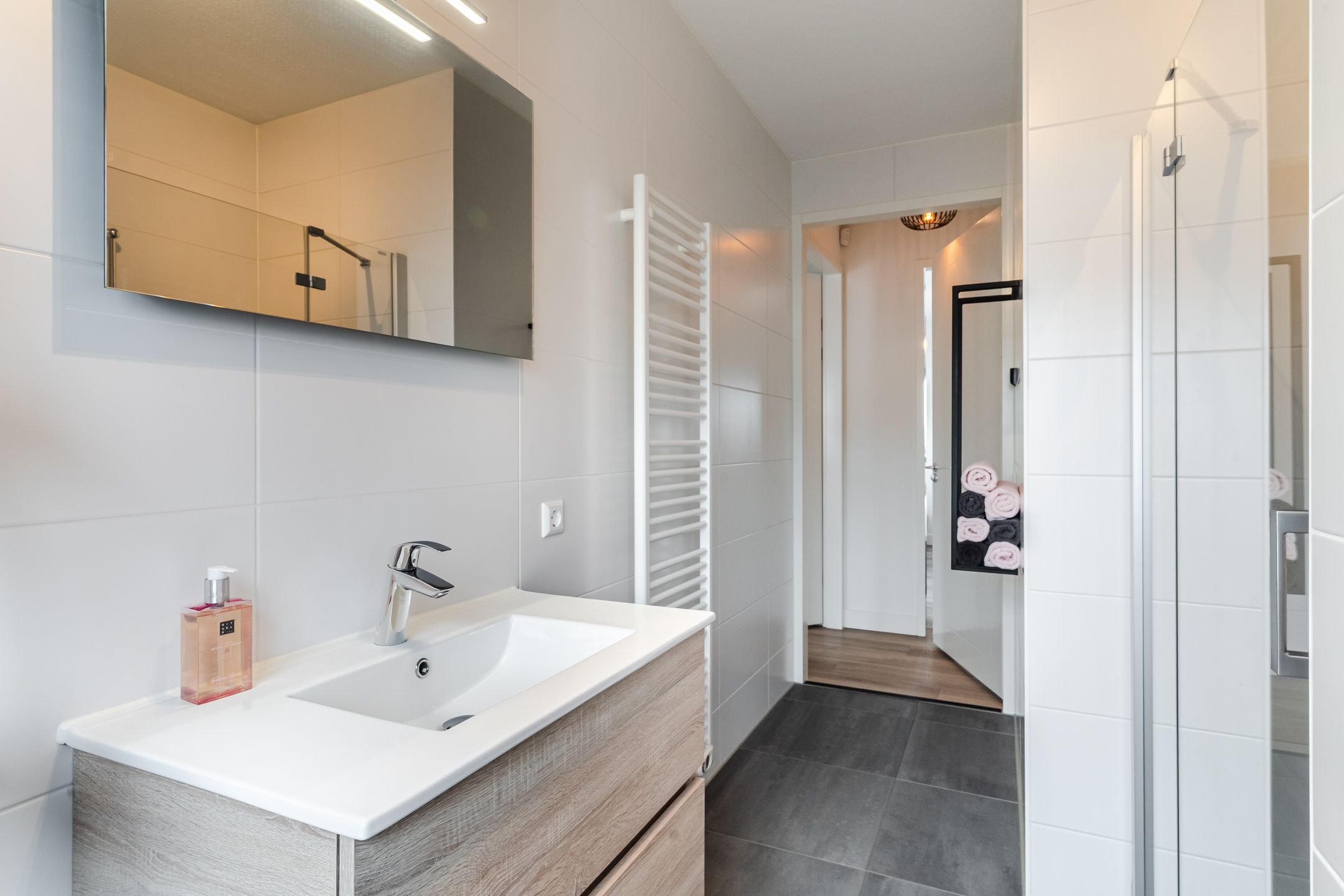 Photo 36 of Oeverzwaluw 13