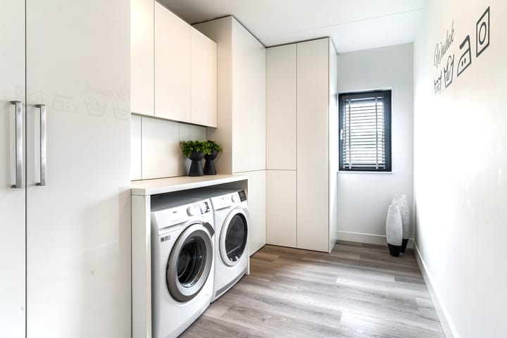 Photo 37 of Oeverzwaluw 13