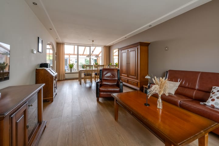 Foto 8 van Marnixstraat 13