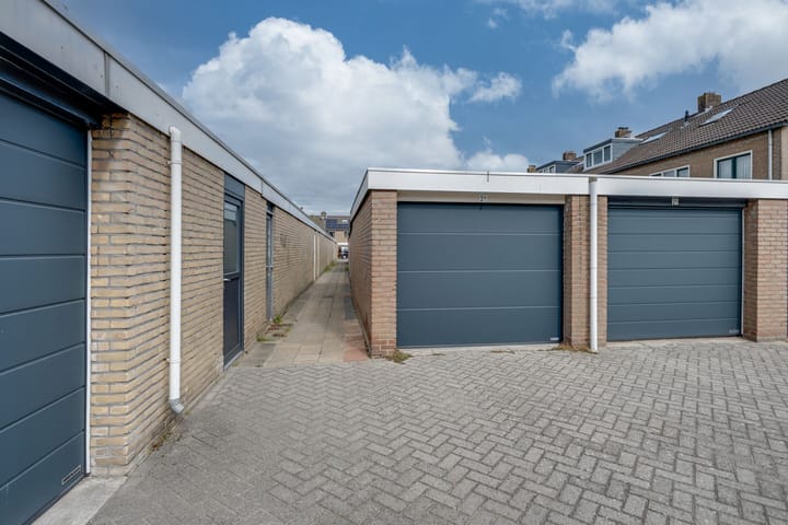 Foto 33 van Marnixstraat 13