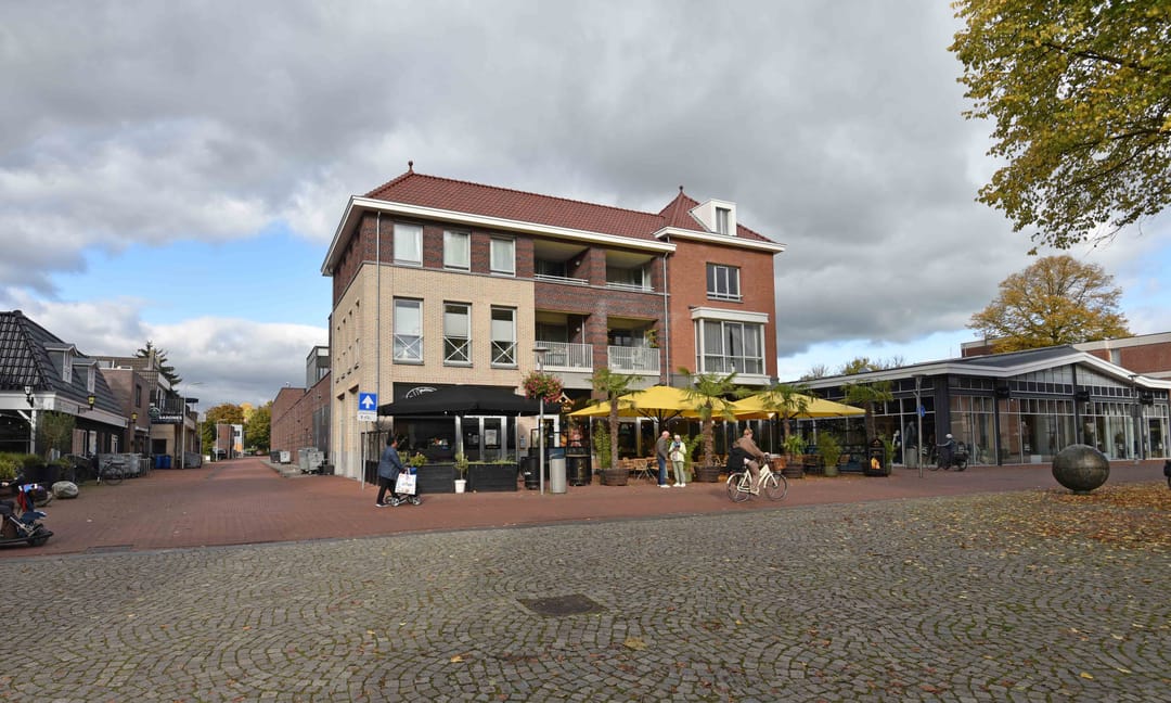 Foto 2 van Marktplein 10-02