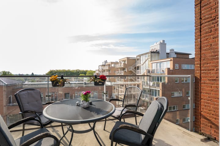 Photo 4 of Vogelsangstraat 78